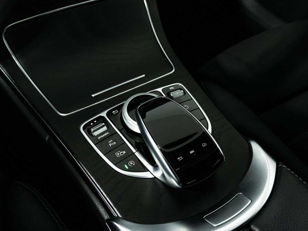 Mercedes-Benz C-Класс 2020