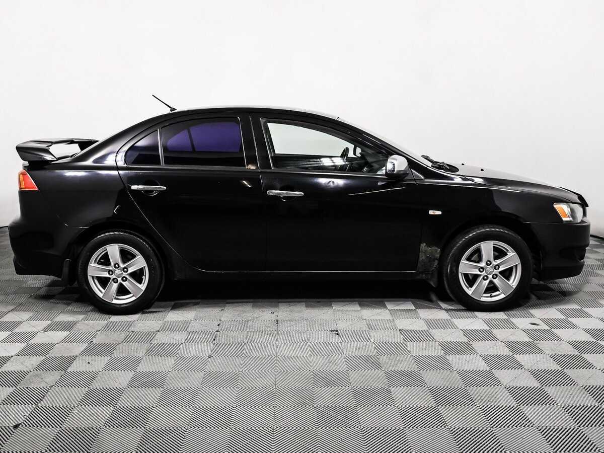 Mitsubishi Lancer
