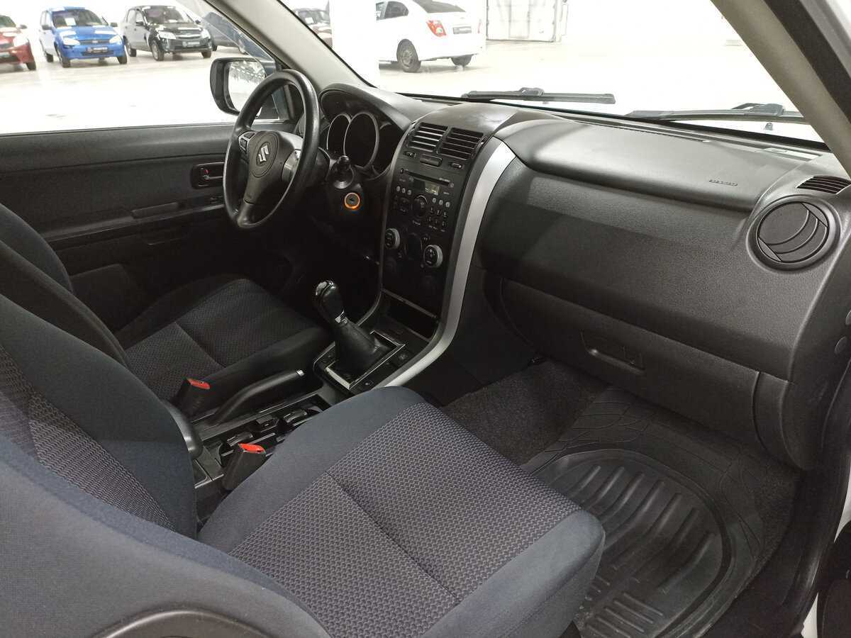 Suzuki Grand Vitara 2013