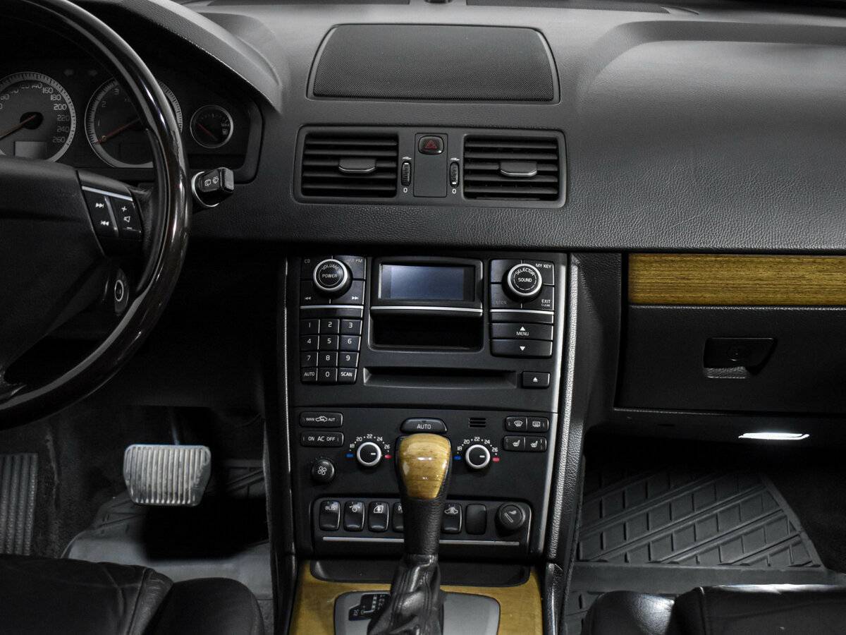 Volvo XC90 2008