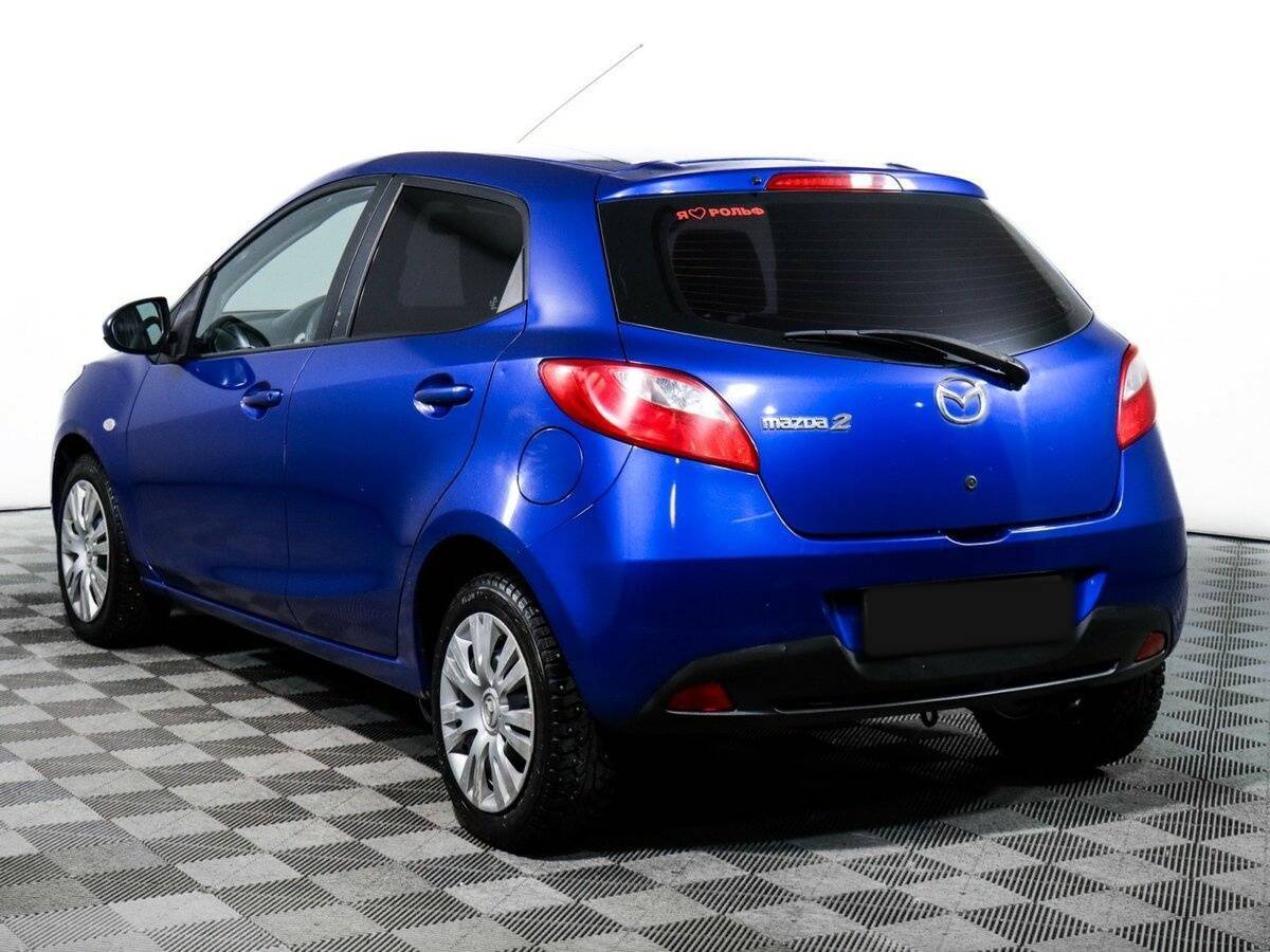Mazda 2