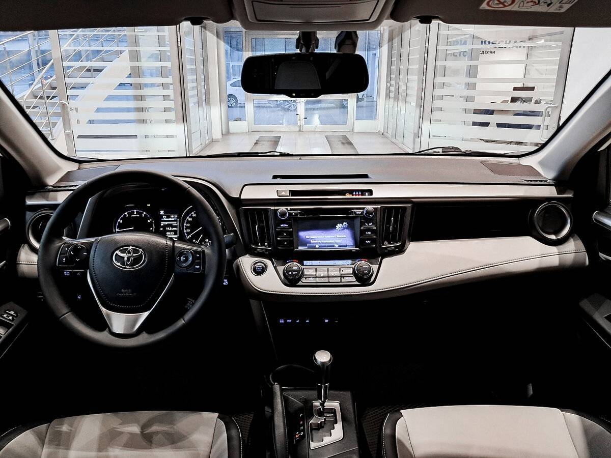 Toyota RAV4 2016