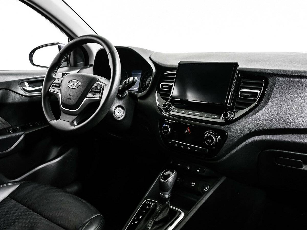 Hyundai Solaris 2021