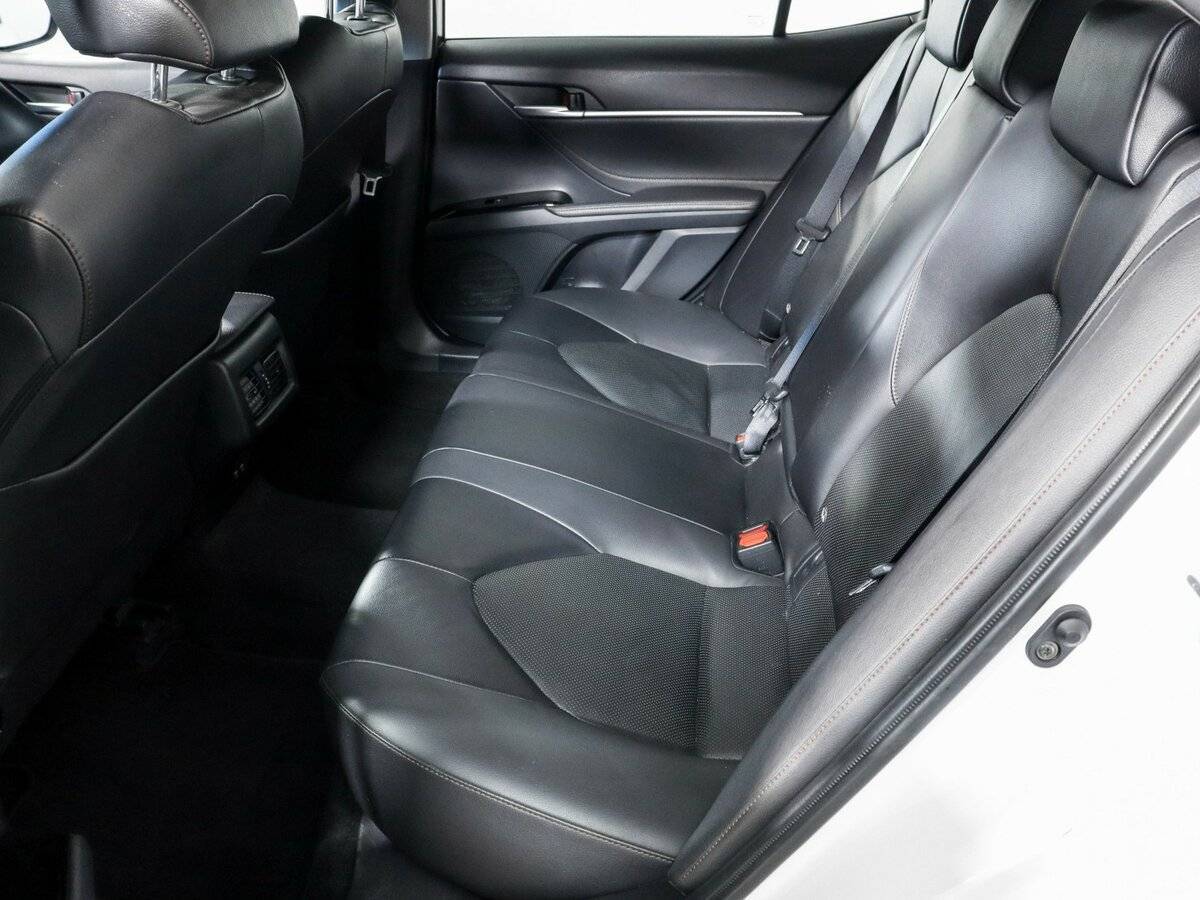 Toyota Camry 2020