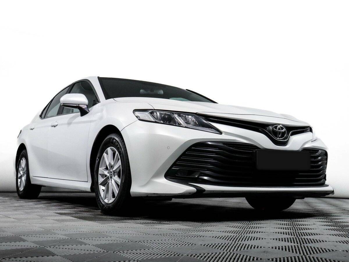 Toyota Camry 2020
