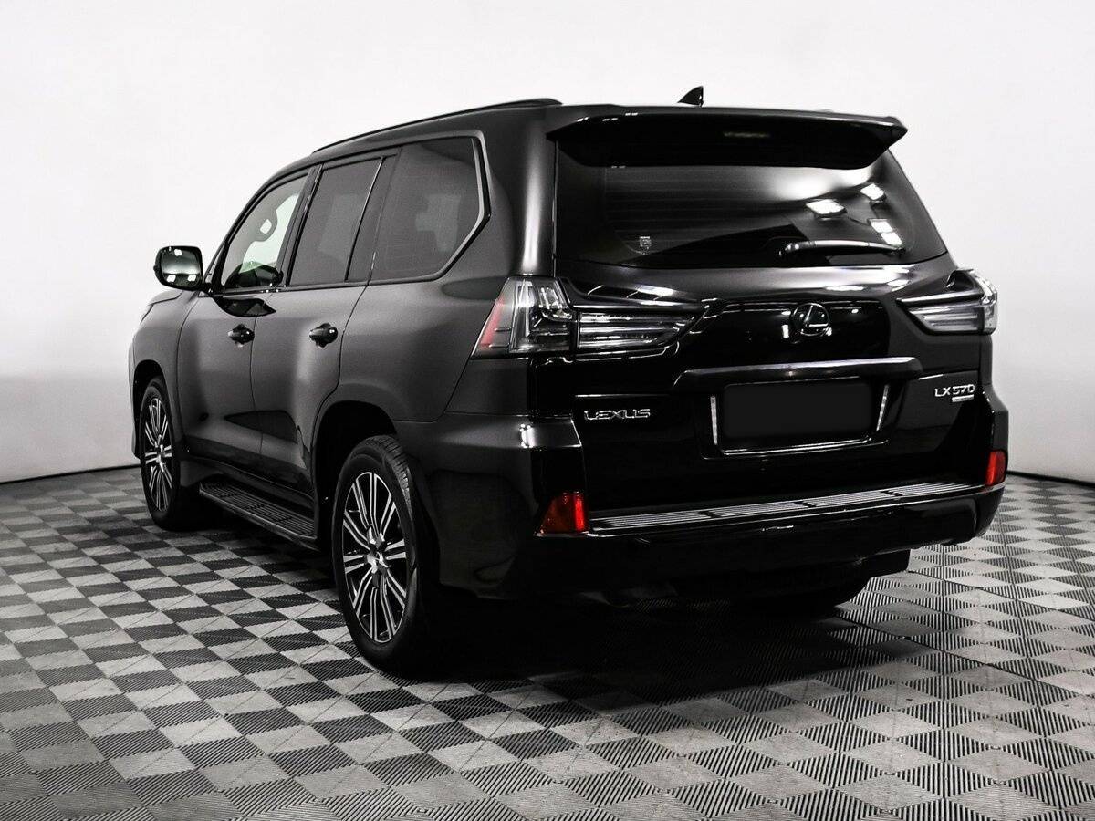Lexus LX