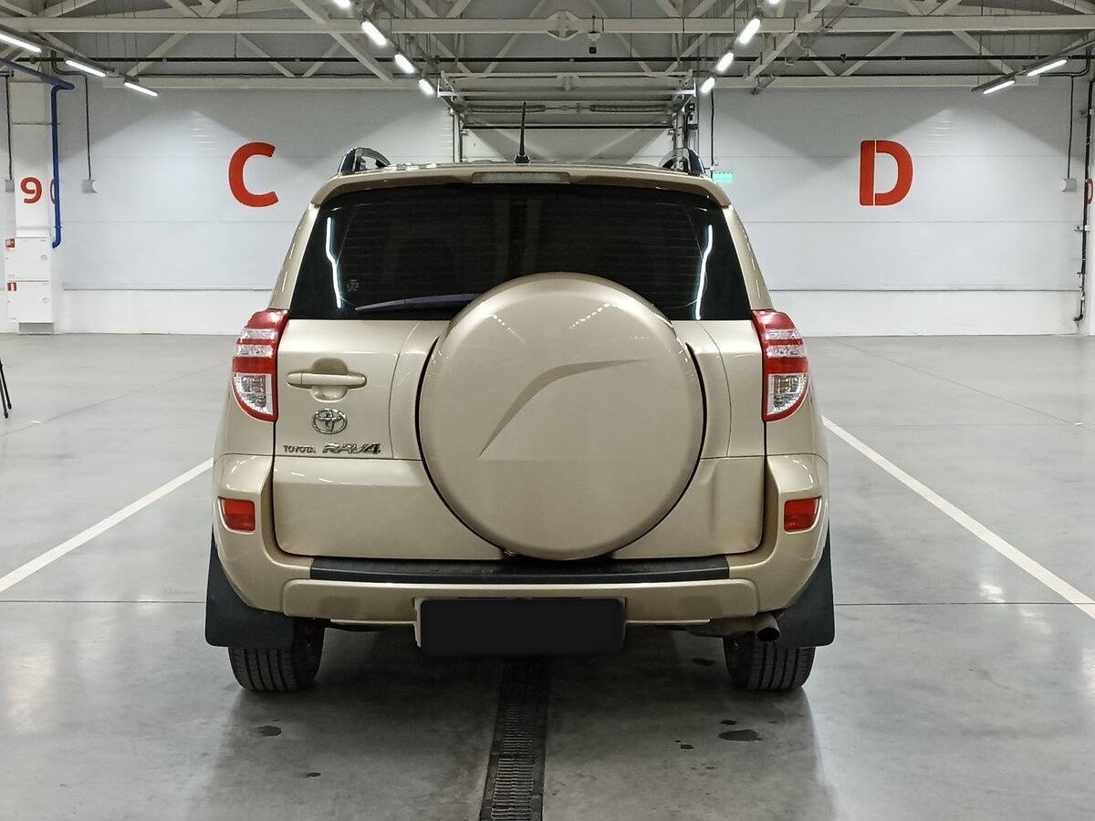 Toyota RAV4 2011