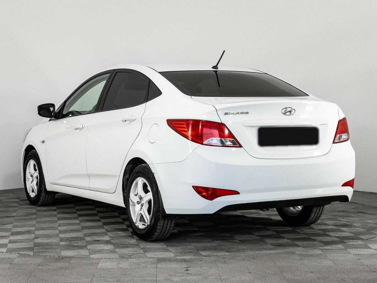 Hyundai Solaris 2016