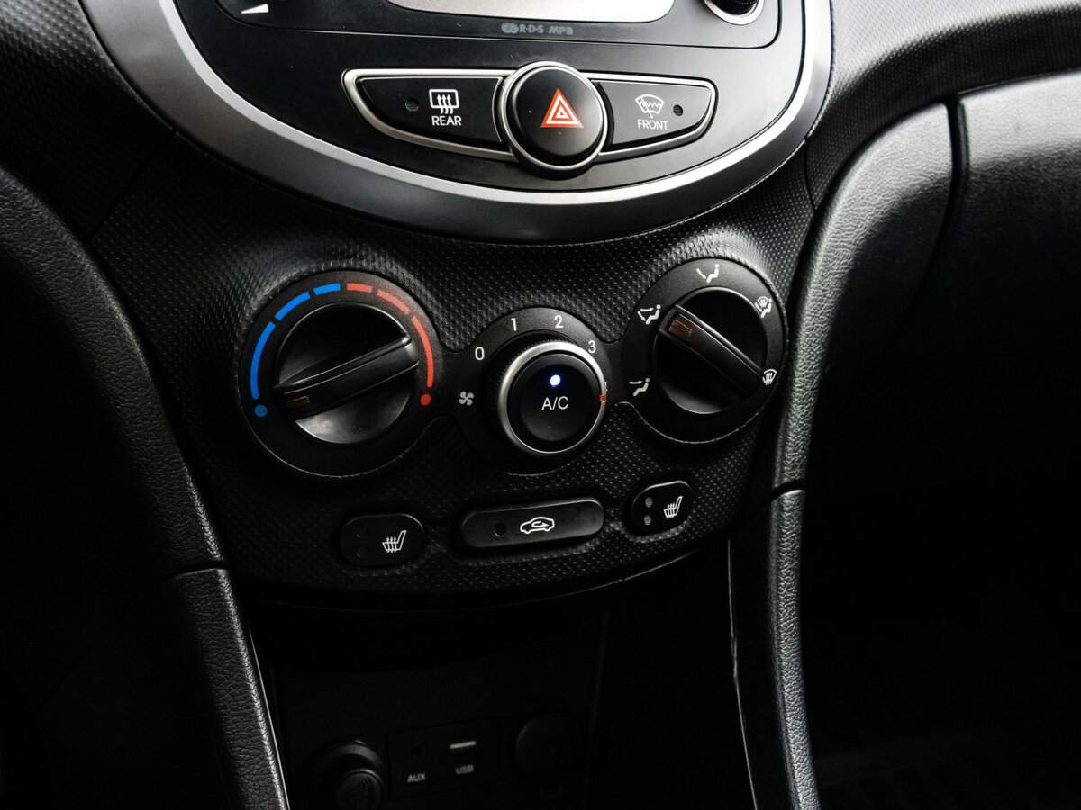 Hyundai Solaris 2016