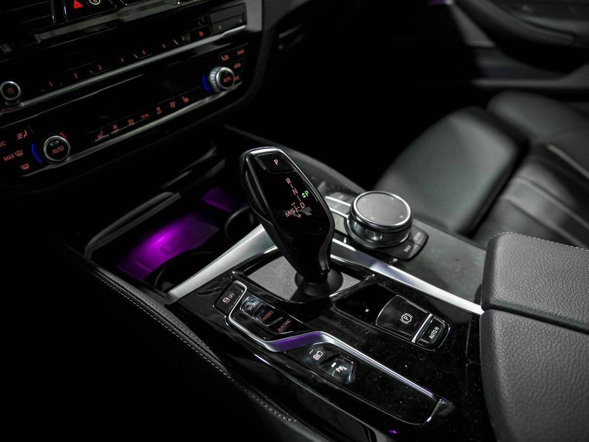 BMW 5 серии 2022