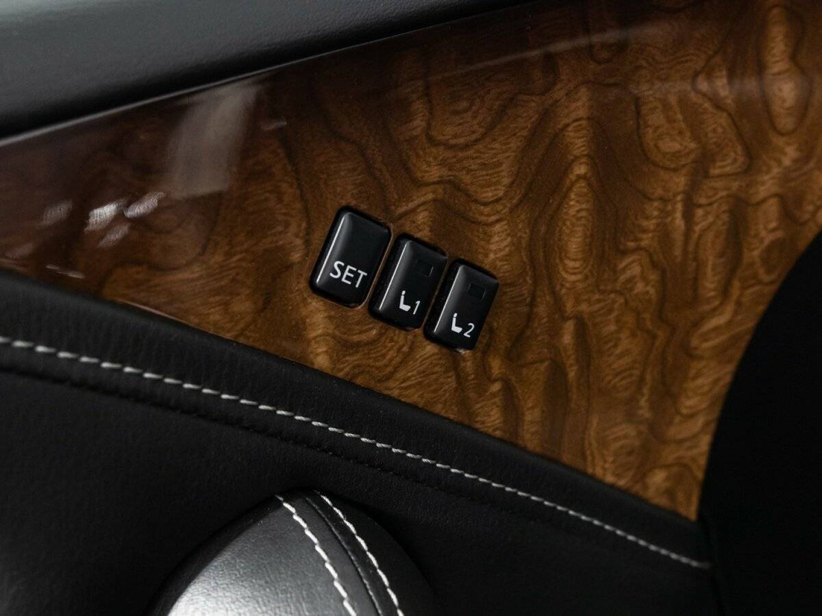 Infiniti QX80 2017