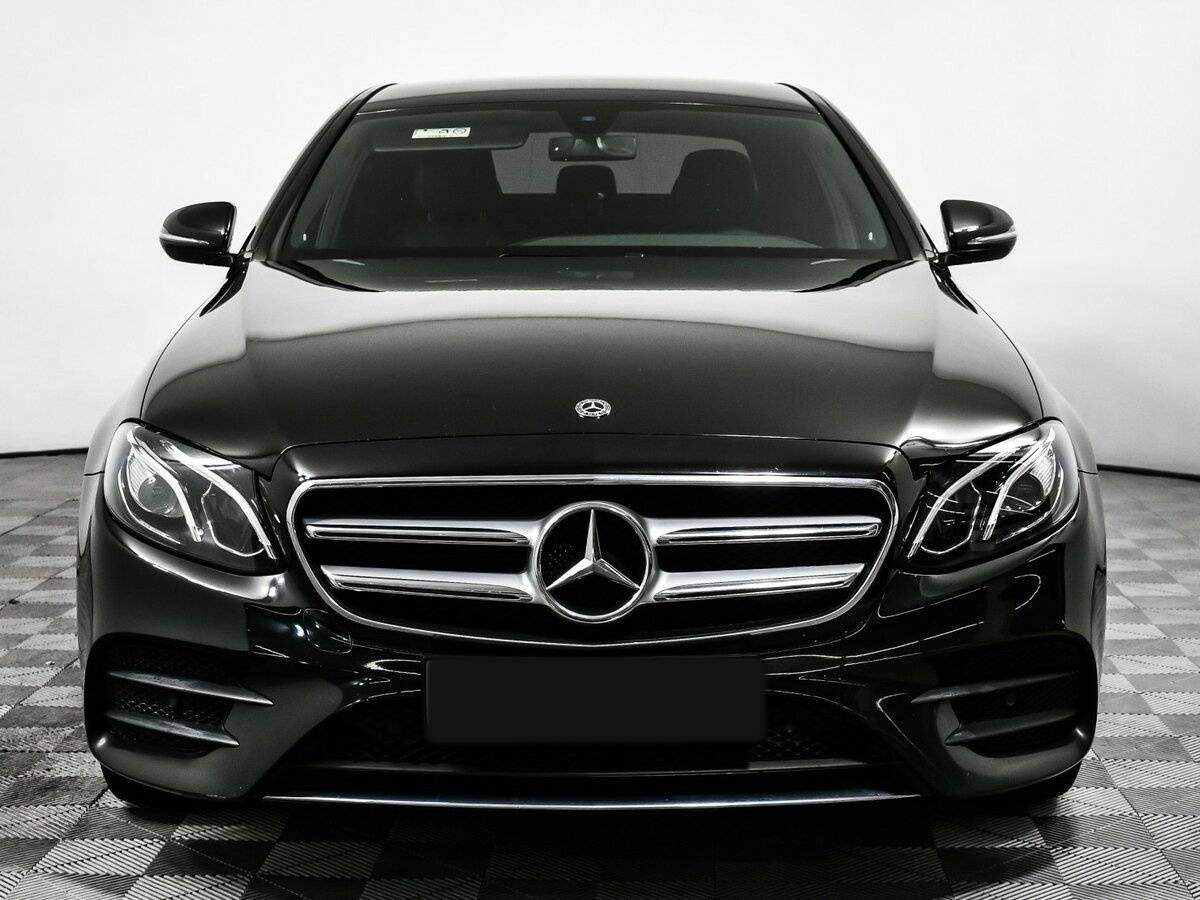 Mercedes-Benz E-Класс 2019