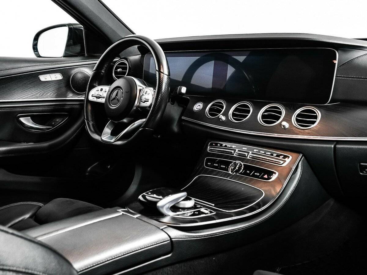 Mercedes-Benz E-Класс 2019