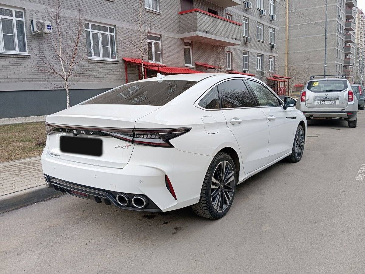 Chery Arrizo 8