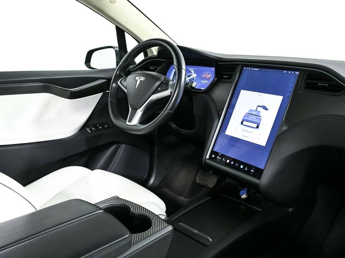 Tesla Model X 2018