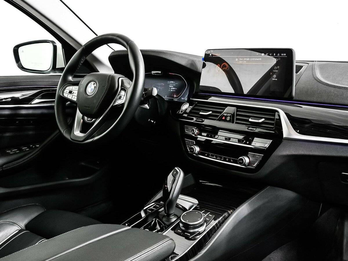 BMW 5 серии 2022