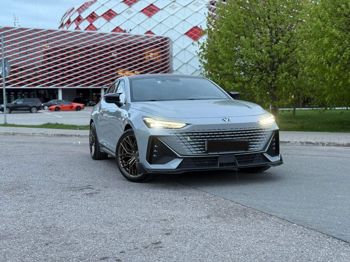 Changan UNI-V