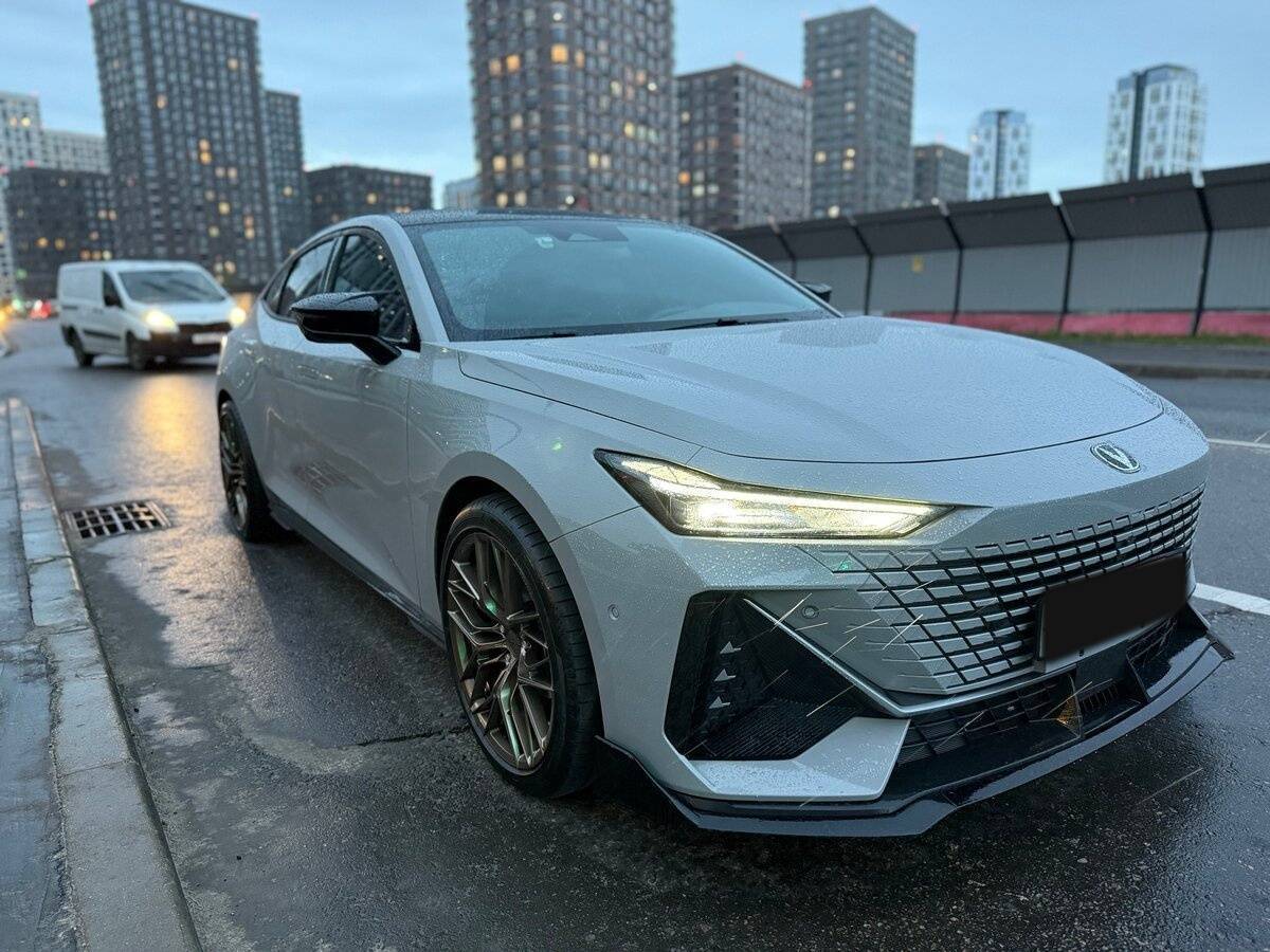 Changan UNI-V