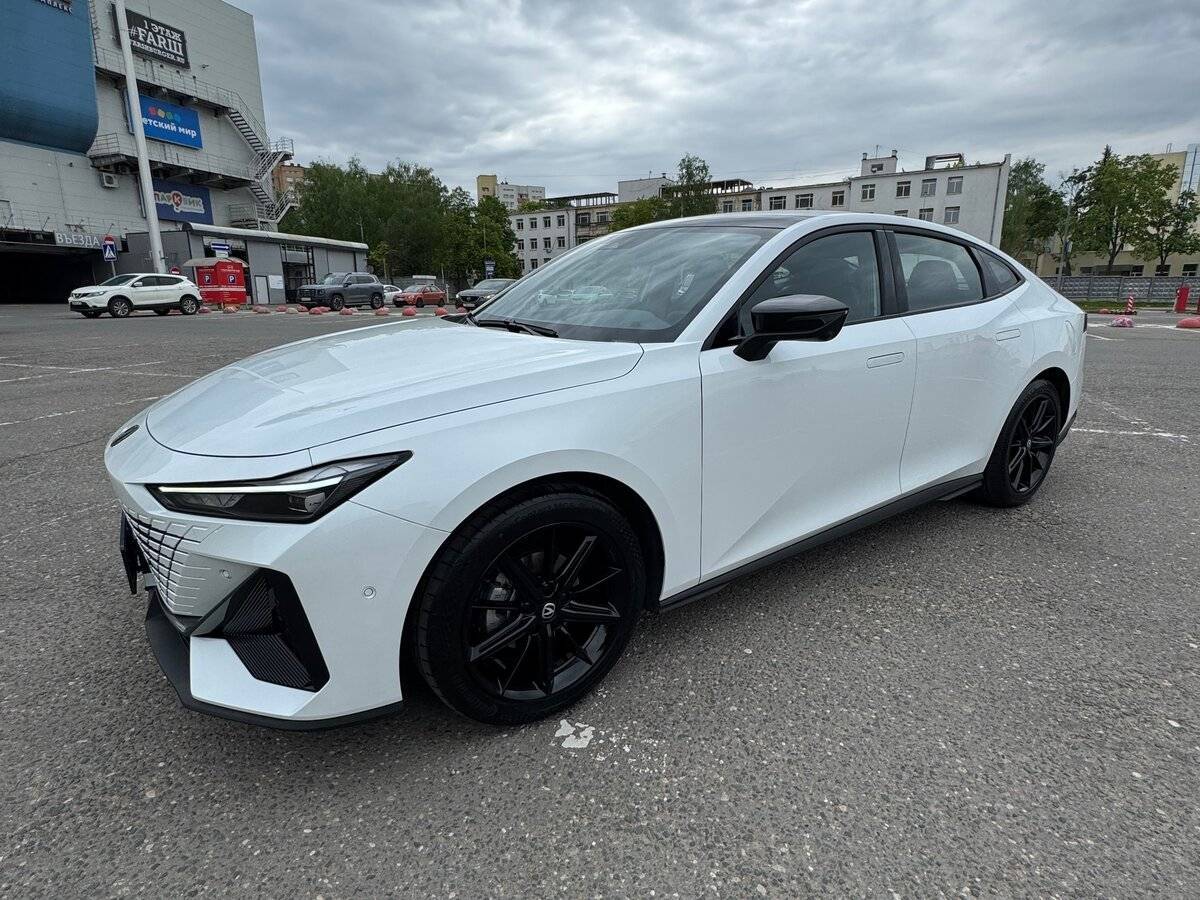 Changan UNI-V