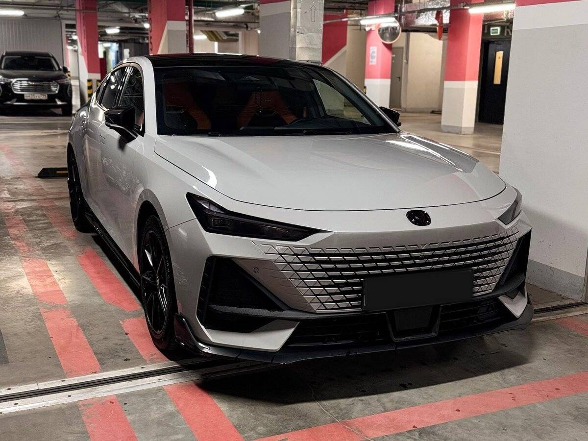 Changan UNI-V