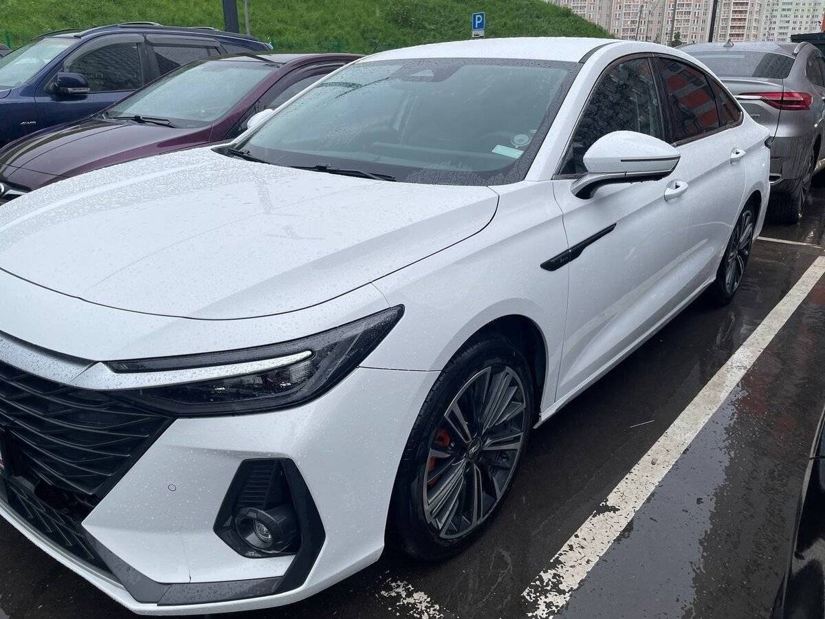 Chery Arrizo 8