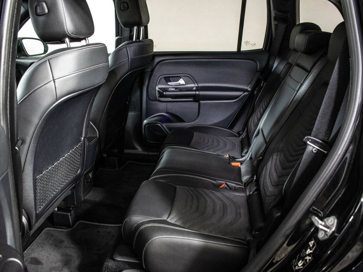 Mercedes-Benz GLB 2021