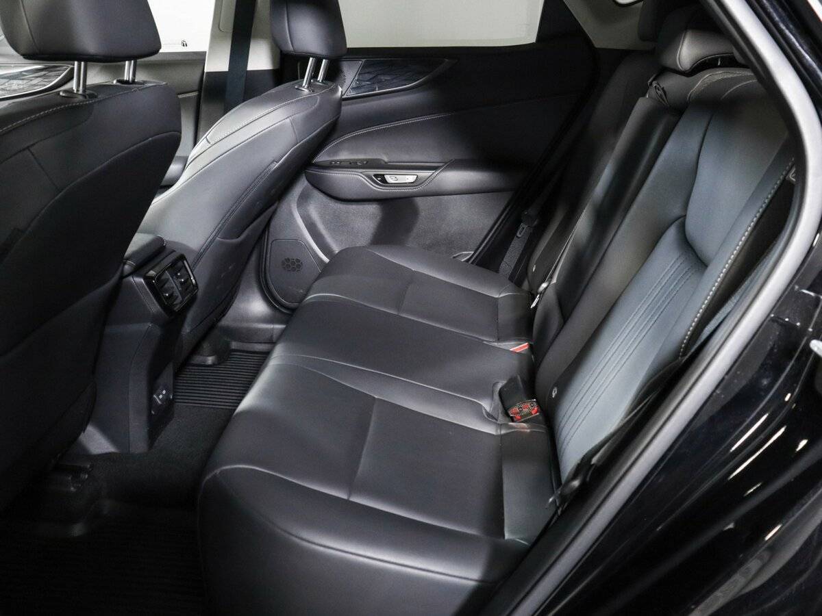 Lexus NX 2021