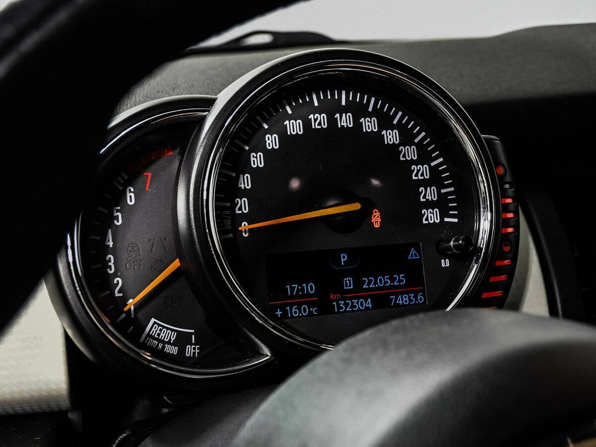 Mini Hatch 2014