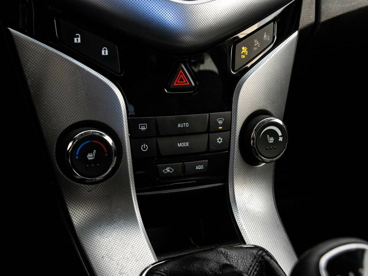 Chevrolet Cruze 2012