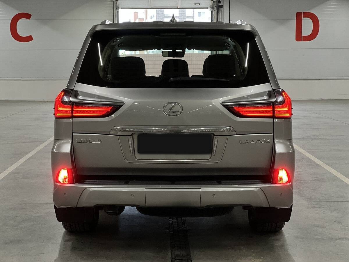 Lexus LX 2021