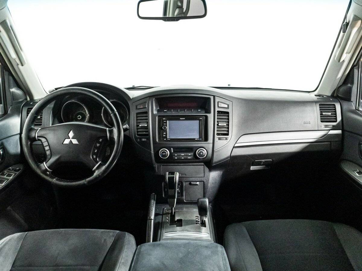 Mitsubishi Pajero 2007