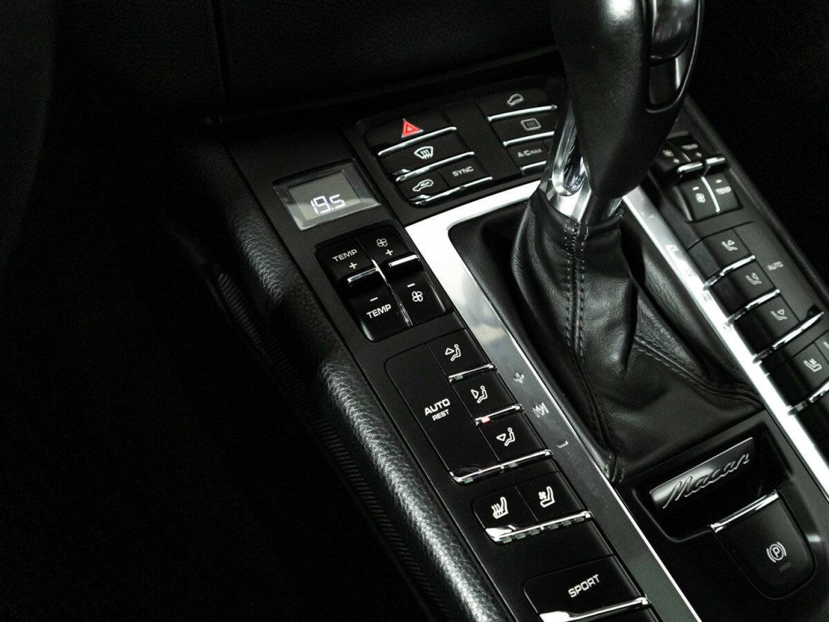 Porsche Macan 2015