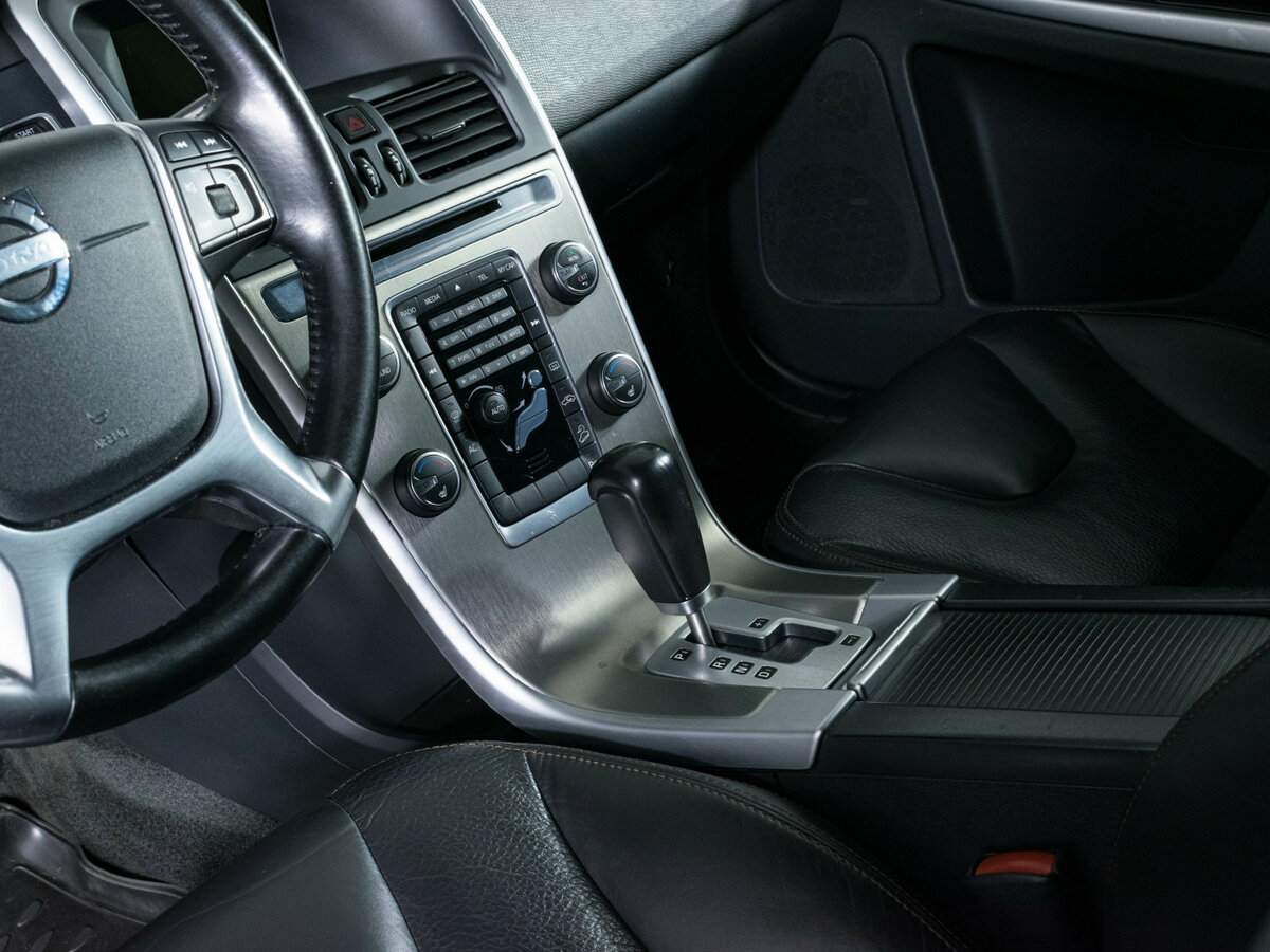 Volvo XC60 2011