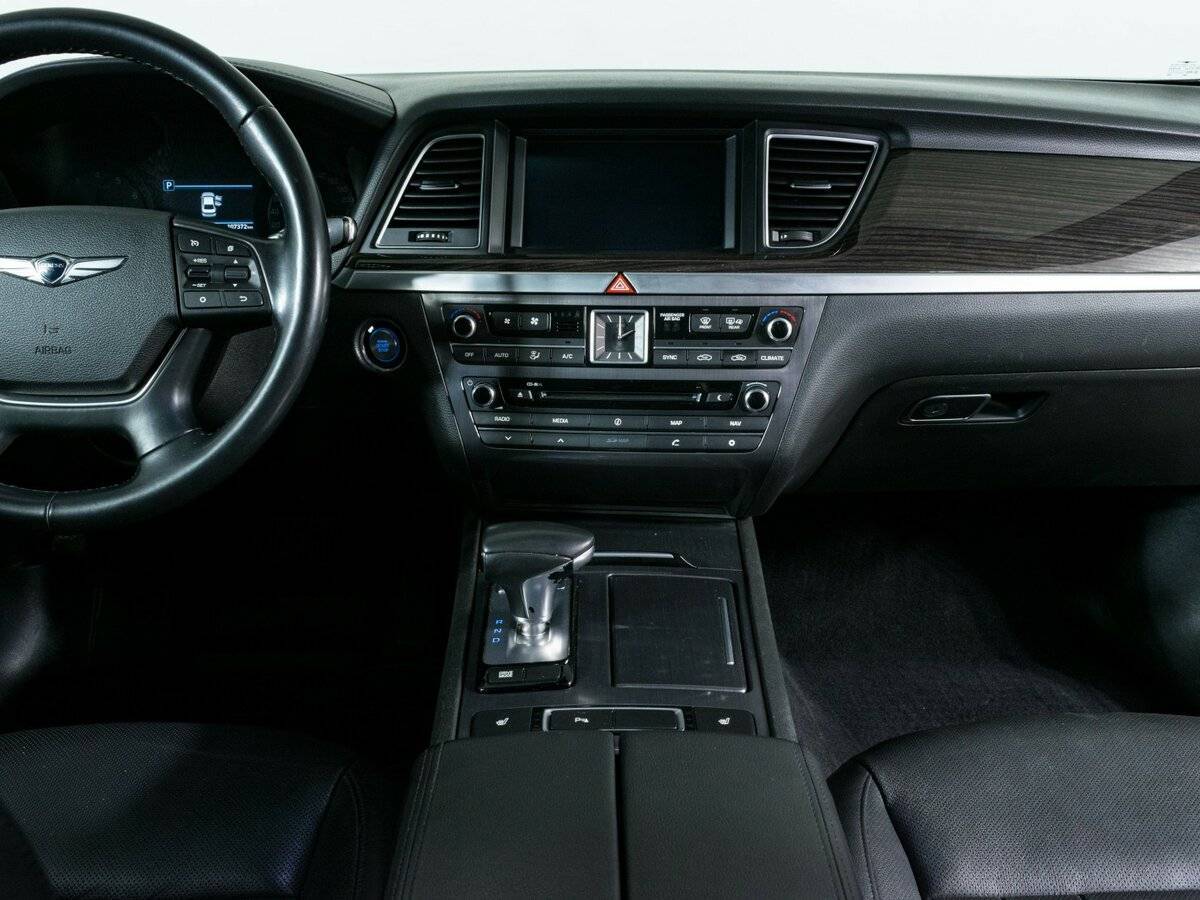 Genesis G80 2017