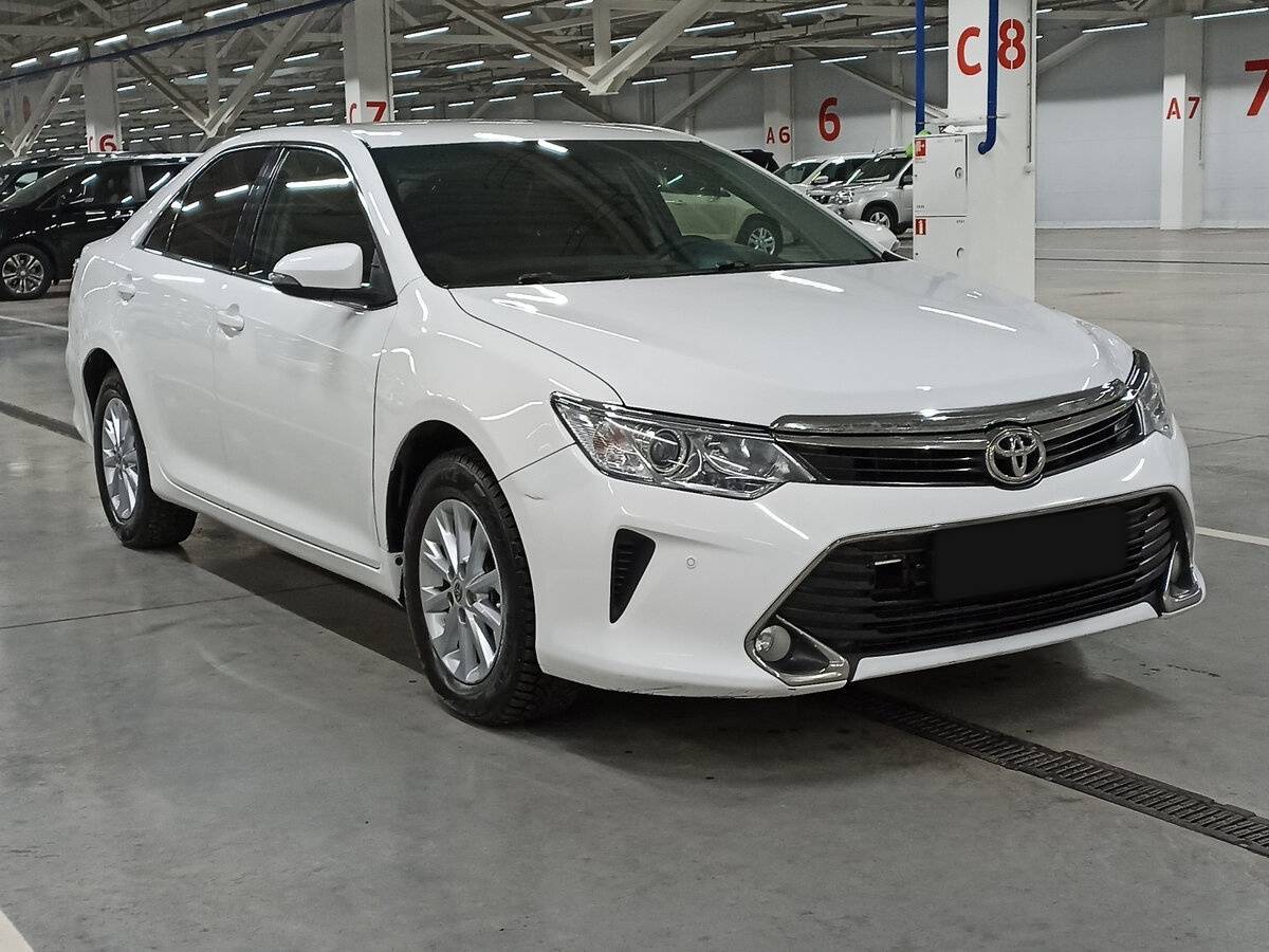 Toyota Camry 2016