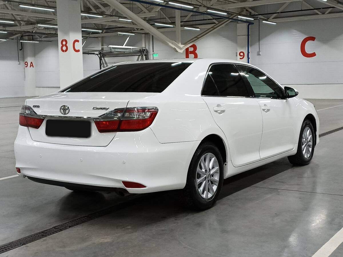 Toyota Camry 2016