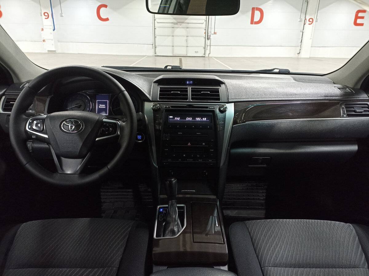 Toyota Camry 2016