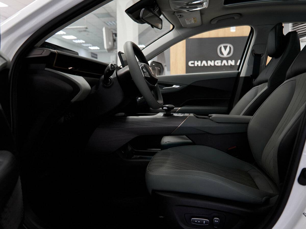 Changan Lamore 2024