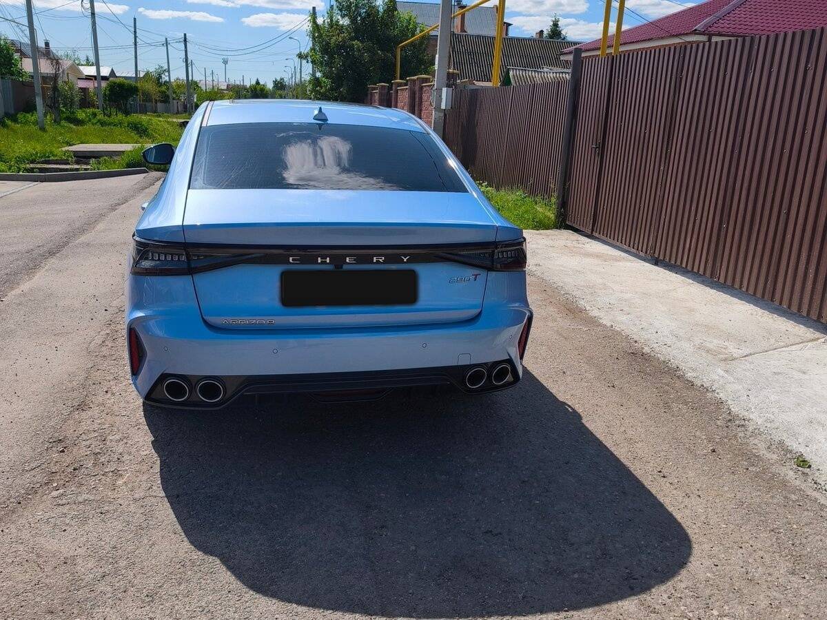 Chery Arrizo 8