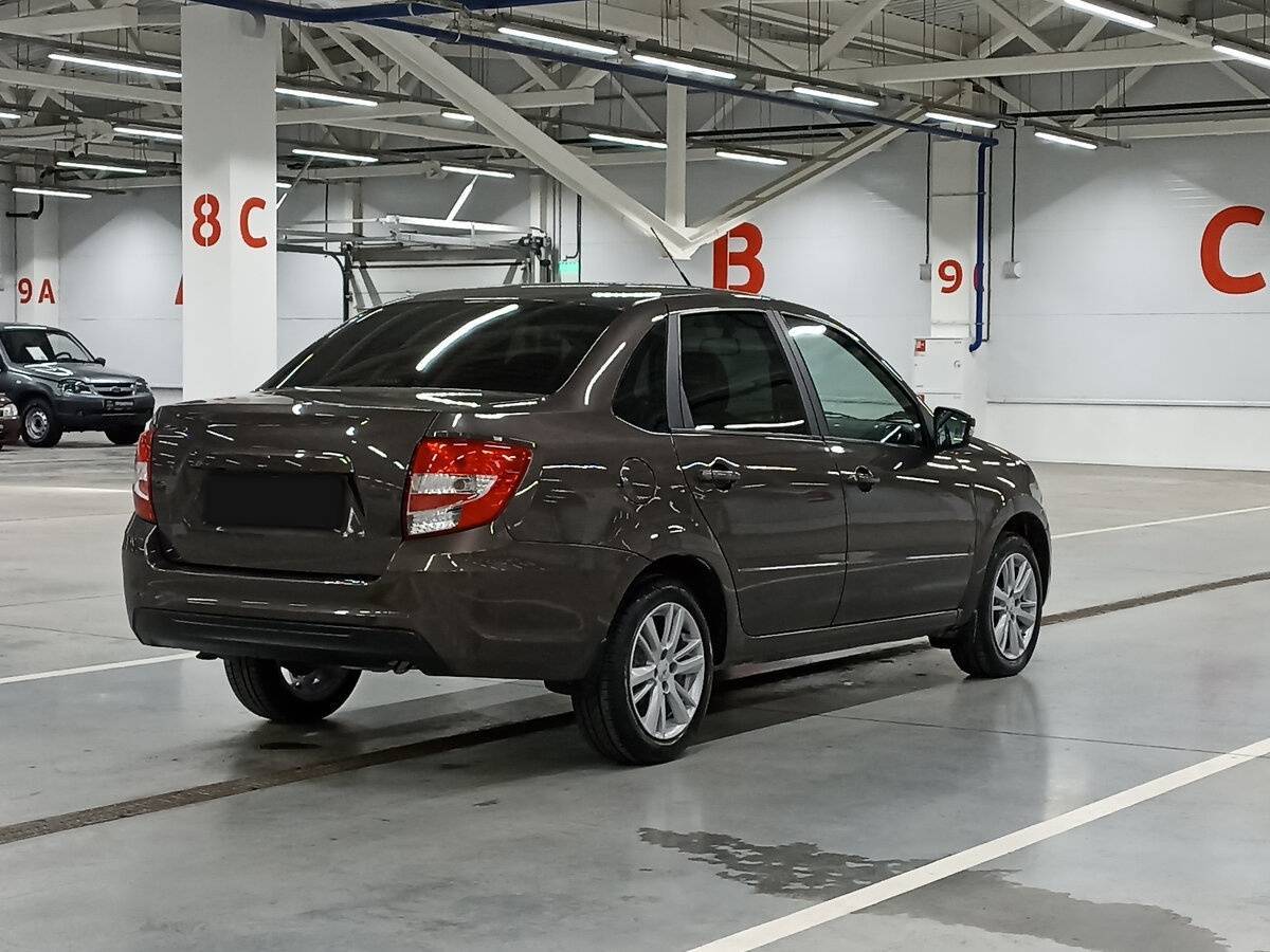Lada (ВАЗ) Granta