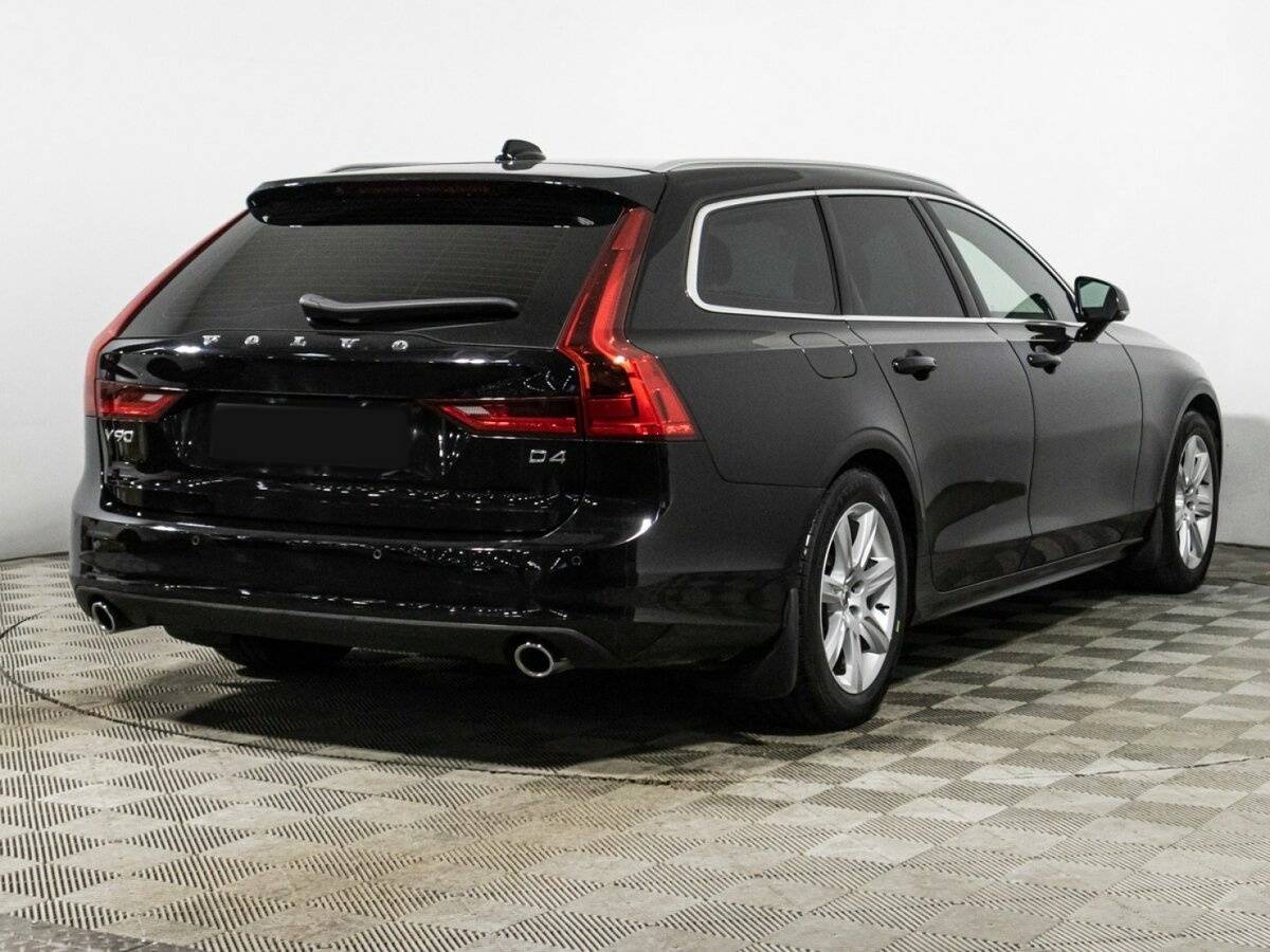 Volvo V90