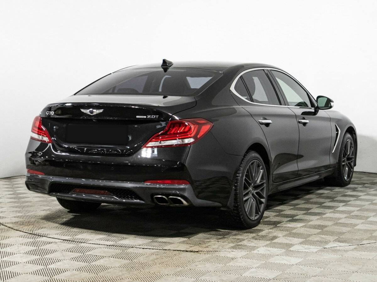 Genesis G70