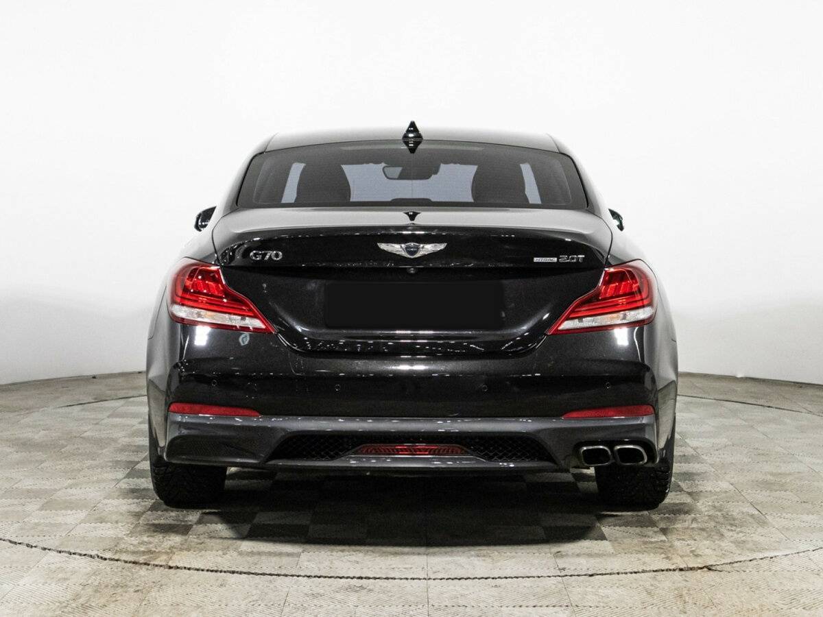 Genesis G70