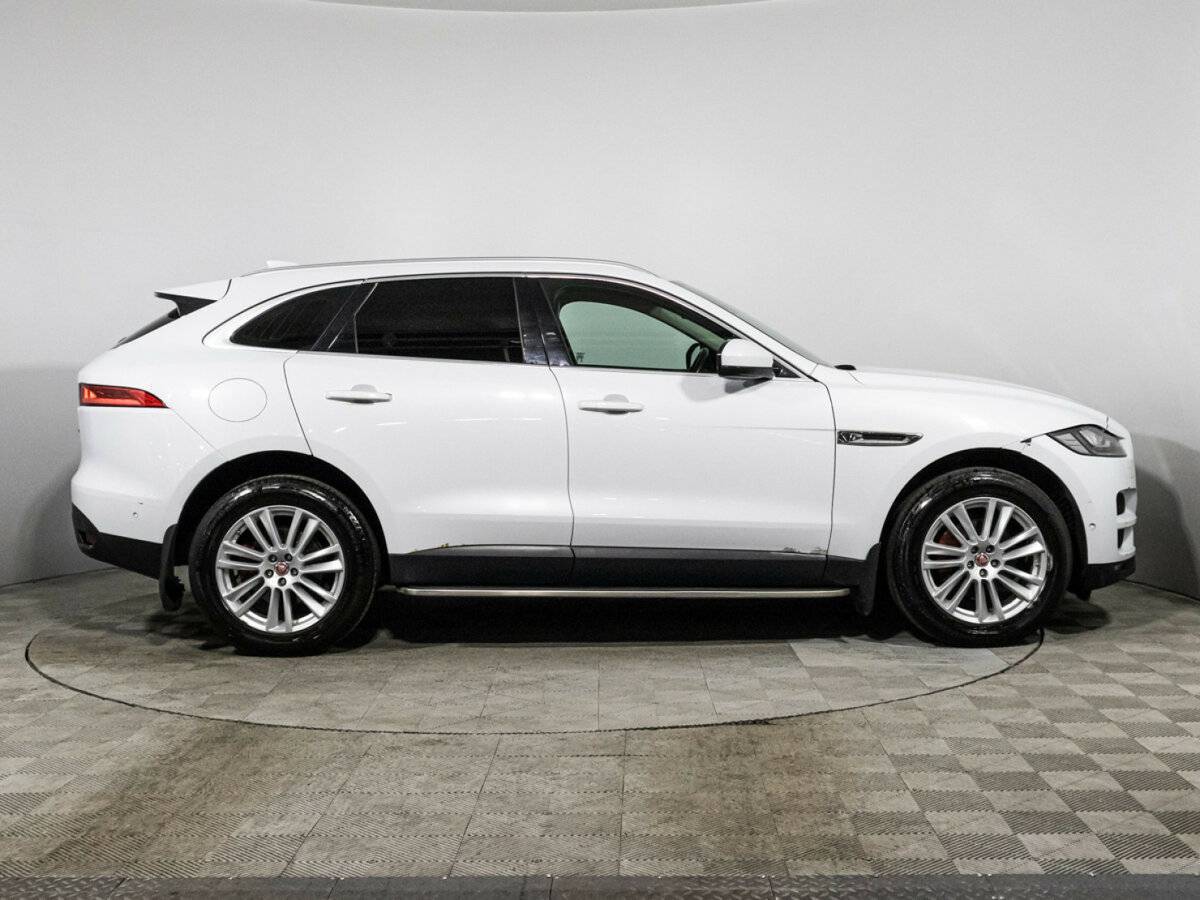 Jaguar F-Pace