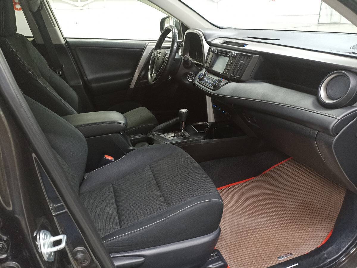 Toyota RAV4 2016