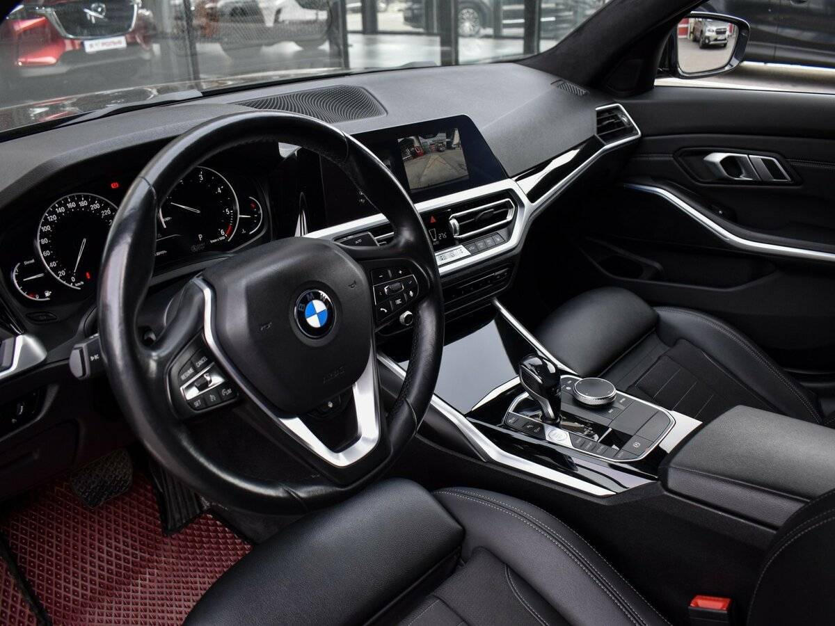 BMW 3 серии 2020