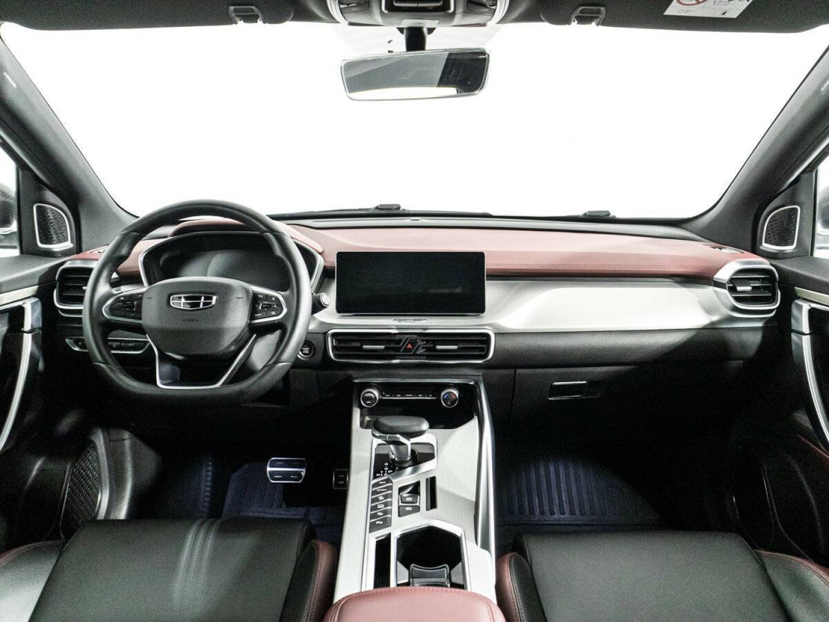 Geely Coolray 2022