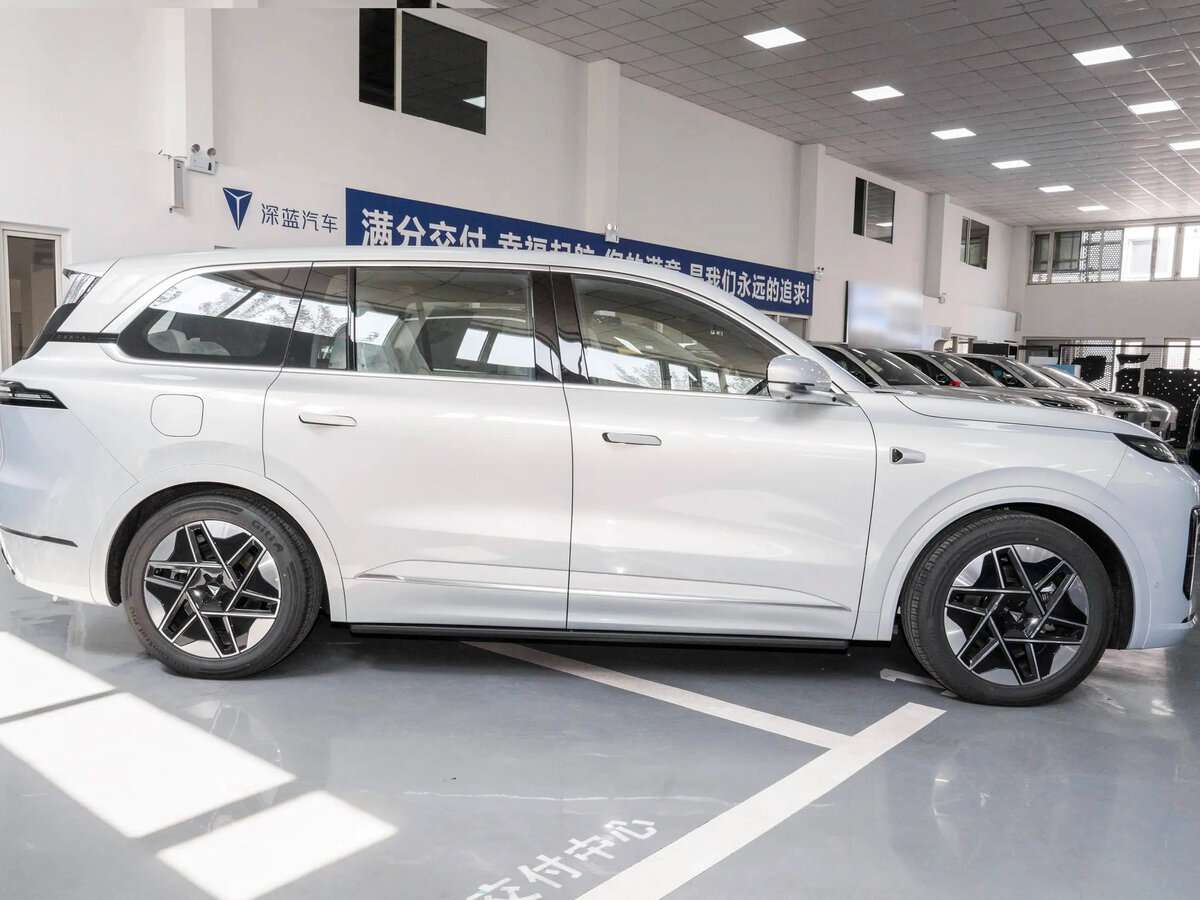 Changan Deepal S09