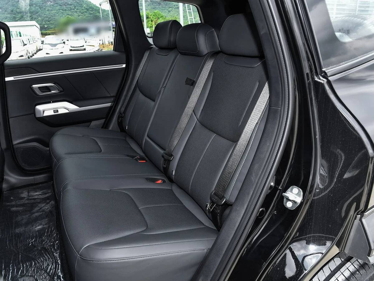 Changan Deepal G318 2025