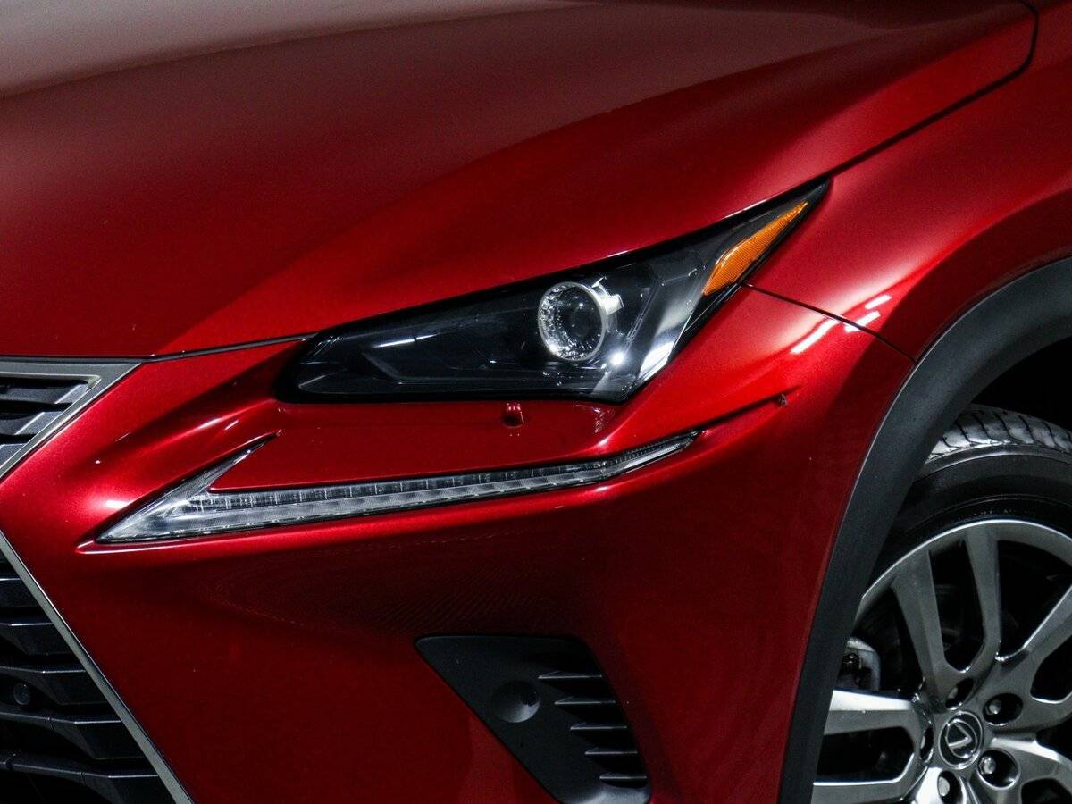 Lexus NX 2018